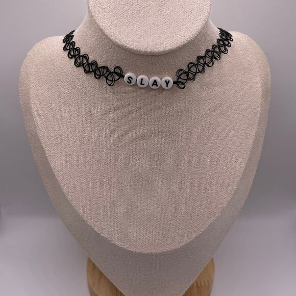 Justice Girl's “SLAY” Bead Lettering Elastic Choker Necklace - Picture 1 of 12